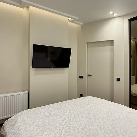 Yuko Business Class * Leopoli