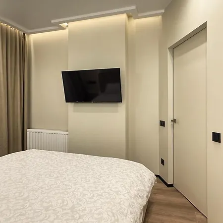 Yuko Business Class *