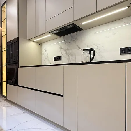 Yuko Business Class *