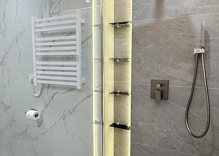 Yuko Business Class شقة *